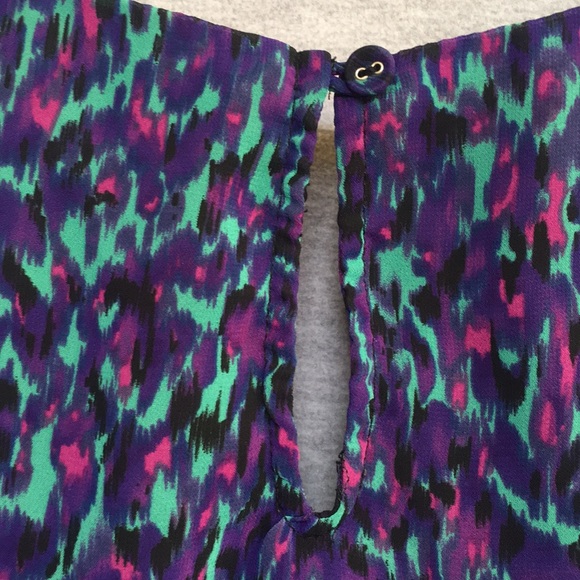 I ❤️ RONSON Cool Spring/Summer Abstract Design Fully Lined Ruffle Fly-Away Top - Picture 12 of 16